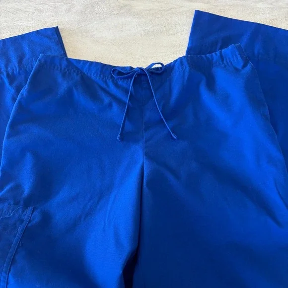 SB Scrubs Scrub Set Electric Blue Women's Small Top And Bottom - Picture 4 of 16